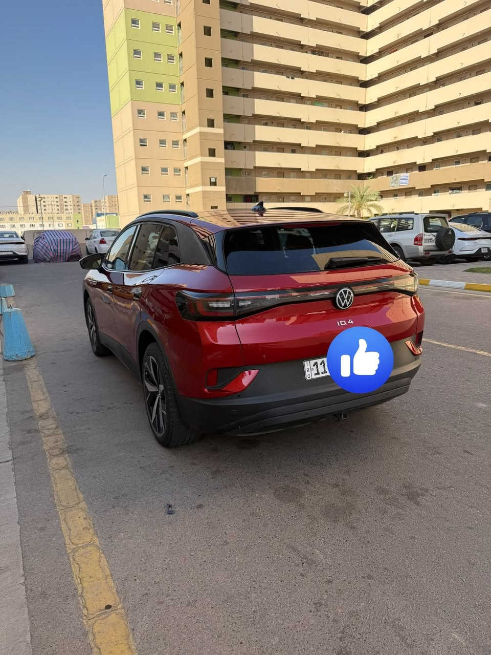 Volkswagen ID4 Pro S AWD
فولكس واكن ID4 اعلى فئة Pro S دفع رباعي دبل ماطور
سيارة كهربائية الشحنة تمشي 450 كيلو 
العداد: 31,000 ميل
وارد امريكي، الحادث تبديل بابين جهة السايق
المواصفات: بانوراما، نقطة عمياء، رادار، قيادة ذاتية، تدفئة كشنات، مقاعد تدليك، ركن تلقائي Autopark,  Android Auto, Apple Carplay, وباقي المواصفات المعروفة
السعر 22,500$
الاتصال: ***********
