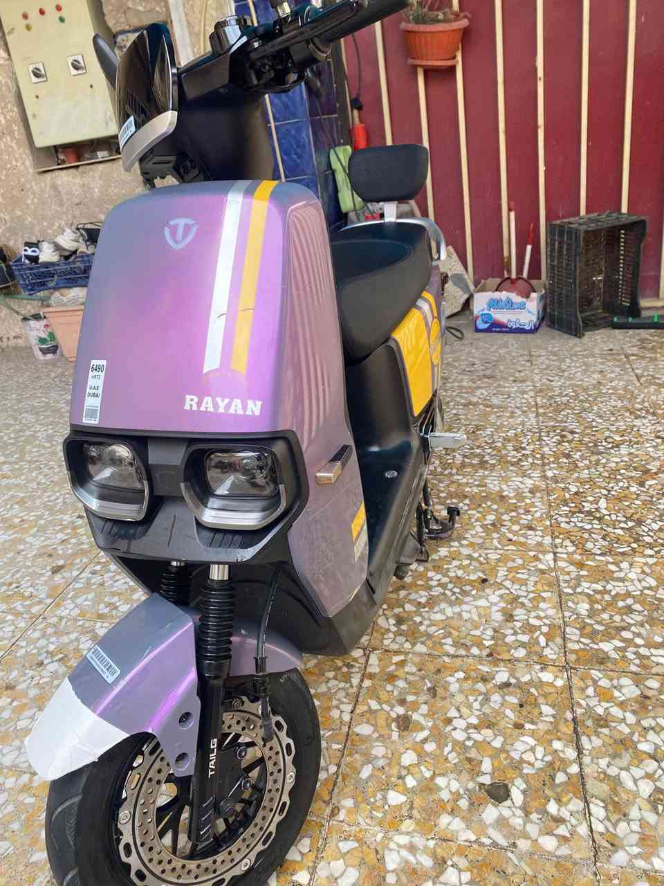 يابه سلام عليكم 👋
دراجه شحن الريان ام العيون المعروفه 
دراجه مفوله مواصفات ونضافه 90٪ 
مثل ما موضح
قدره الملف: 1500
السرعه: 60 حقيقي 100٪
شاشه: نوع ايباد تعرضلك السرعه واي عطل بيهة يطلعلك
نضام 3 نمر السرعه الاوله: 35
السرعه الثانيه: 55
السرعه الثالثه: 60
اشاره يمنه اشاره يسره بريك امامي خلفي دسك بريك
لايت عالي ناصي رماش حته رجوع للحلف بيهة نضام البارك P حمايه بصمتين واسويجين شاحنه الاصليه التالج TAILG  
السعر: 650 وبيهة مجال بسيط كلش ✨✈️🏍


**إذا كنت صاحب هذا الإعلان وتريد حذفه لأي سبب، رجاءا أرسل رسالة إلى الدعم الفني**