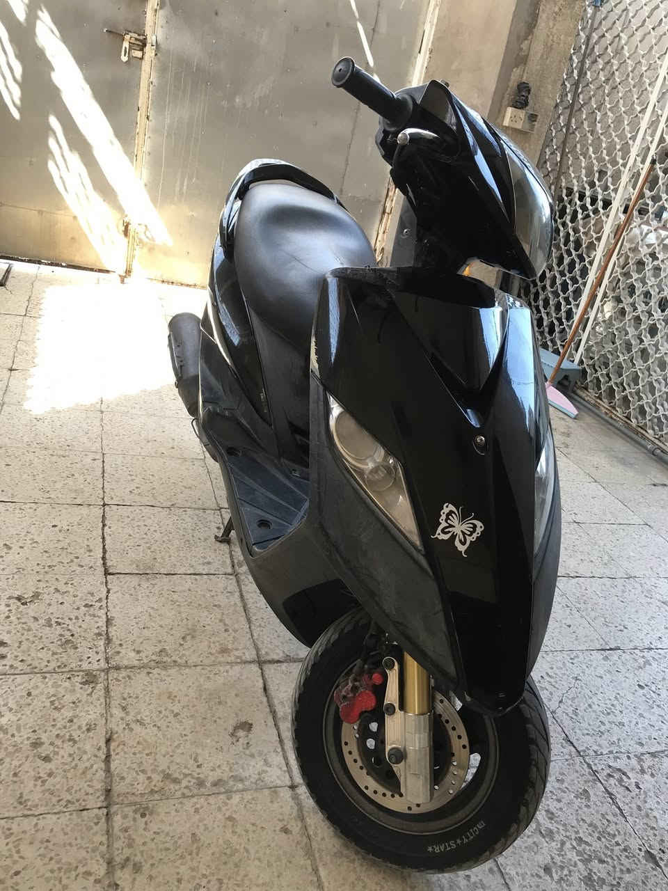 سلام عليكم اخوان دراجة ثعلب للبيع ! 
كفالة عامة برغي ممفتوح بالمكينة كفرات بلادية جيب وياك فيتر وافحص واخذ تراي وين متريد اي استفسار اني بخدمتكم  

واتساب فقط : ***********
