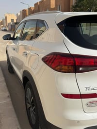 توسان • ١٠٠٠٠٠ كم • مكفولة