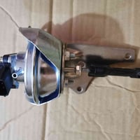 محرك توربو إلكتروني • مشغل صمام نفايات