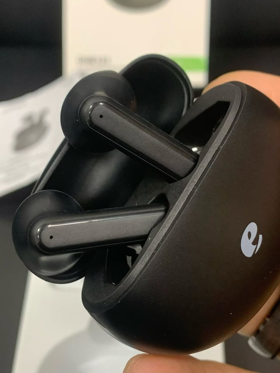 Original acer Bluetooth Earbuds 
120 pcs Per Carton!

#cnwlinks #cnwlink #stock #bluetoothearbud


**إذا كنت صاحب هذا الإعلان وتريد حذفه لأي سبب، رجاءا أرسل رسالة إلى الدعم الفني**