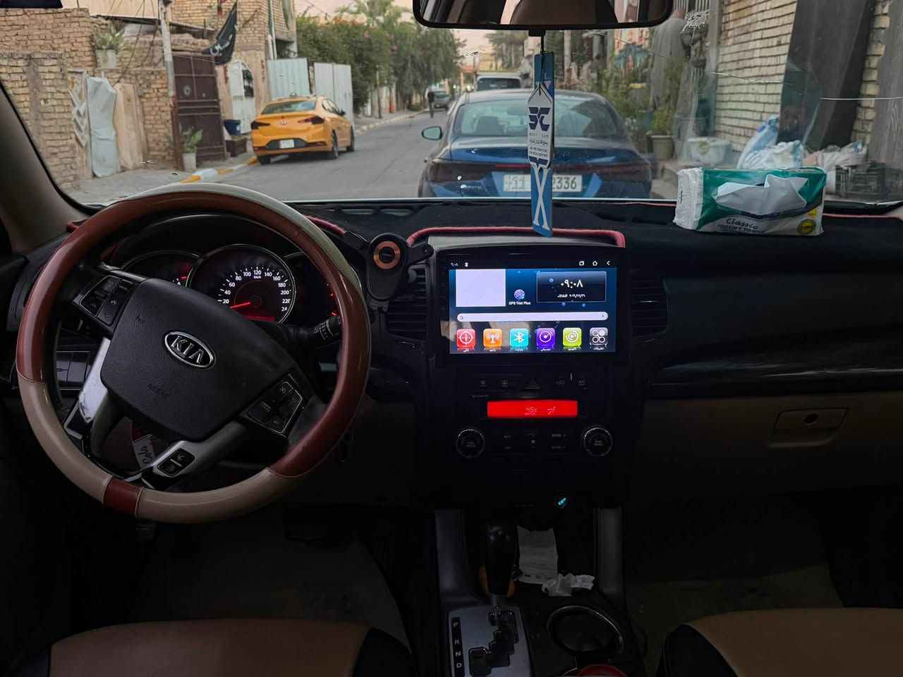 سورنتو مديل 13
خليجي مكفوله من ضربة 
مكينة 2400 دوش 4 سلندر 
7 راكب 
مواصفات عدى البصمه
تحكمات جهتين 
معدل 120 جرس 
اشاير مري 
مري شفط
تبريد 3 قطع 
زوج تاير جديد باتري جديد 
السياره خير من الله 
بيها رش صبغ فقط موضح بالسونار
رقم بغداد بأسمي
سعر 118$
*********** مكاني بغداد
