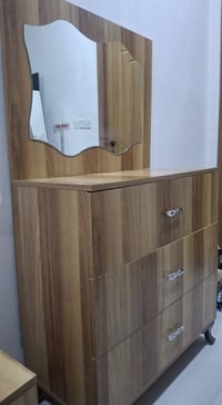 ميز تواليت • حي النداء • النجف