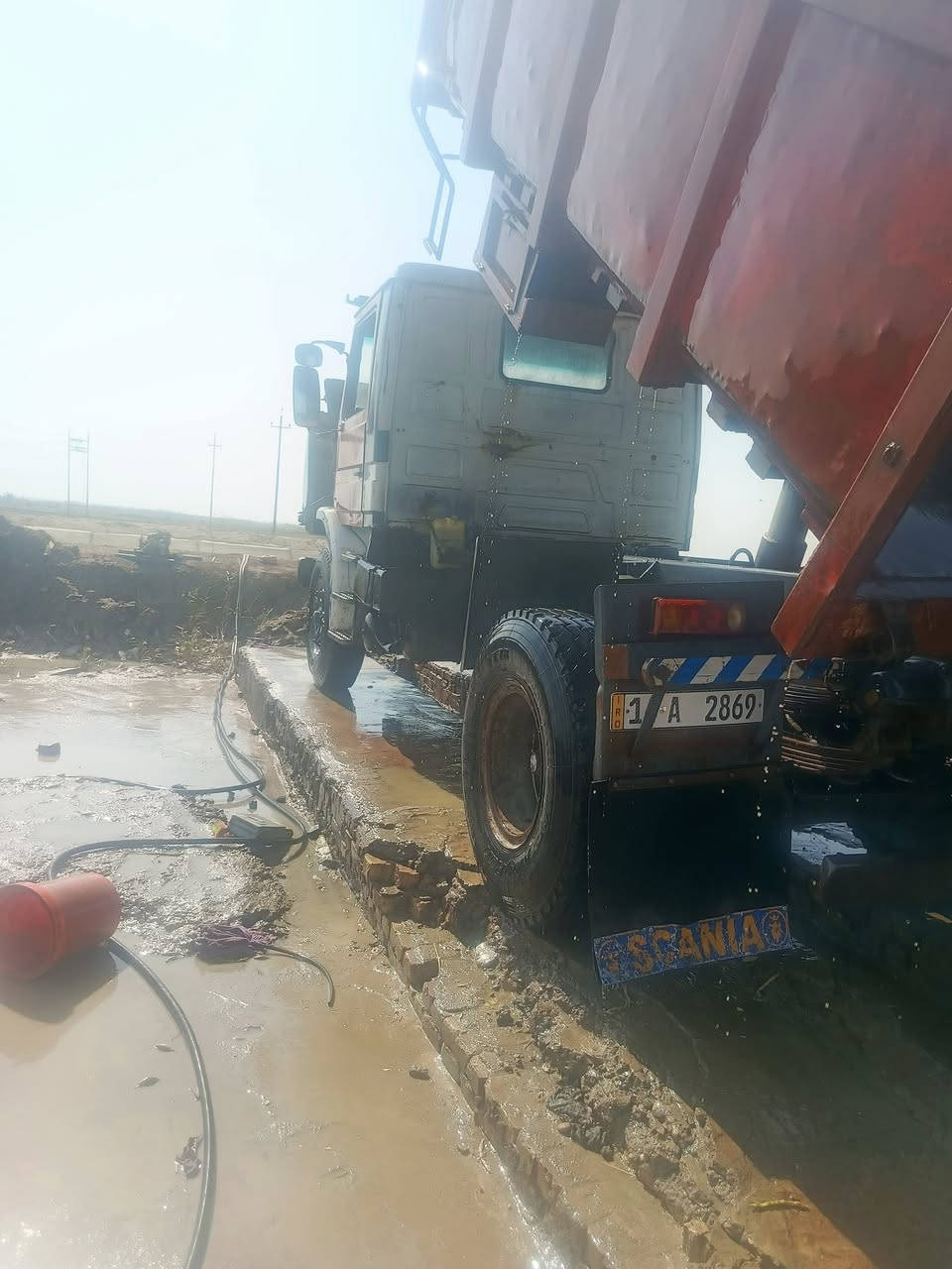 سلام عليكم سكانية ١١٢للبيع موديل ٨٢مكينه ١٢عادي بيها خيط بخار بدون تنقيص كيراكسل شاصي مكفول رقم دولي جديد بسمي لل ٢٩الاستفسار ع ***********
