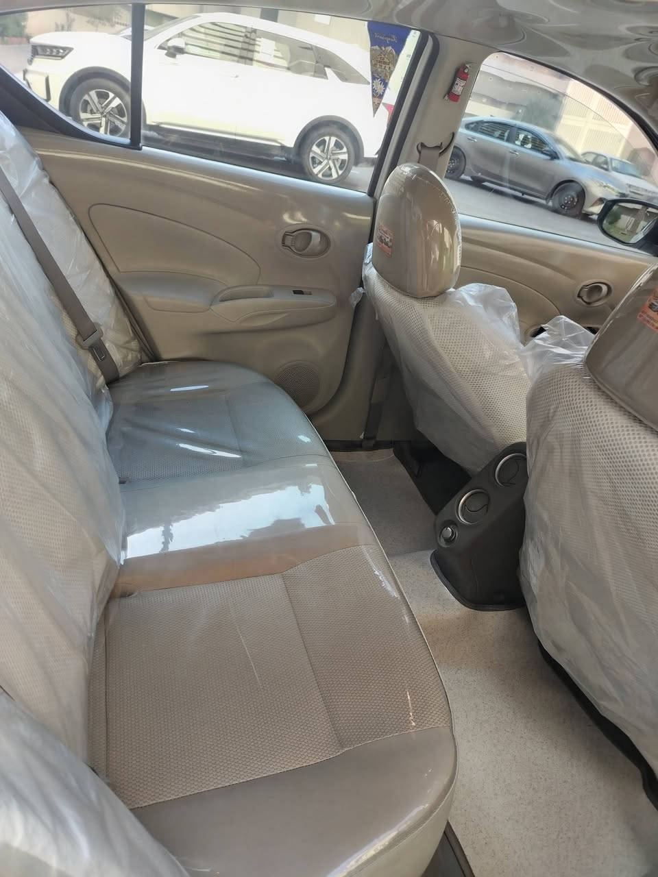 السلام عليكم نيسان صني موديل 2025ماشيه 28مكفوله كفاله عامه حته من البكه السعر 126 مكان السياره مجمع بسمايه السكني رقم الهاتف ***********
