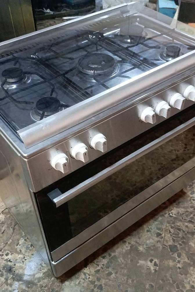 السلام عليكم طباخ إيطالي نضيف كلش اخو الجديد كله شغال وعلا الفحص السعر 185وبي مجال بسيط للاستفسار  ***********ملاحظة👈 يوجد توصيل للحياء القريبه👈 النجف, العراق
