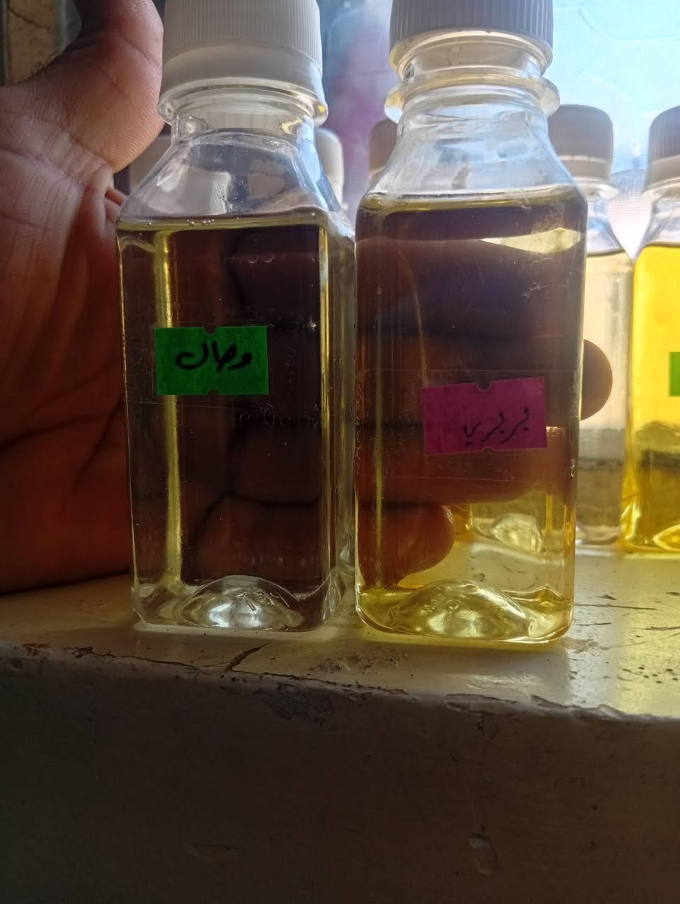 عطور مركزه زيتيه  🇫🇷فرنسيه شركة بيبي اسنص كل علبه 100مل  العدد 20عطر
1خيال
2اثاره
3هوس
4 فاطمه
5بلاك
6 هكوست
7ليلة زفاف
8خمره
9فندي
10هوكوريوس
11هاواي
12گريد افنتس
13 ال ثري L3
14انفاس الحب
15 نيشان
16امبسادور
17 دنهل
18رثا
19 بربري
20 وصال
سعر الكل  165لف معا توصيل 
***********
