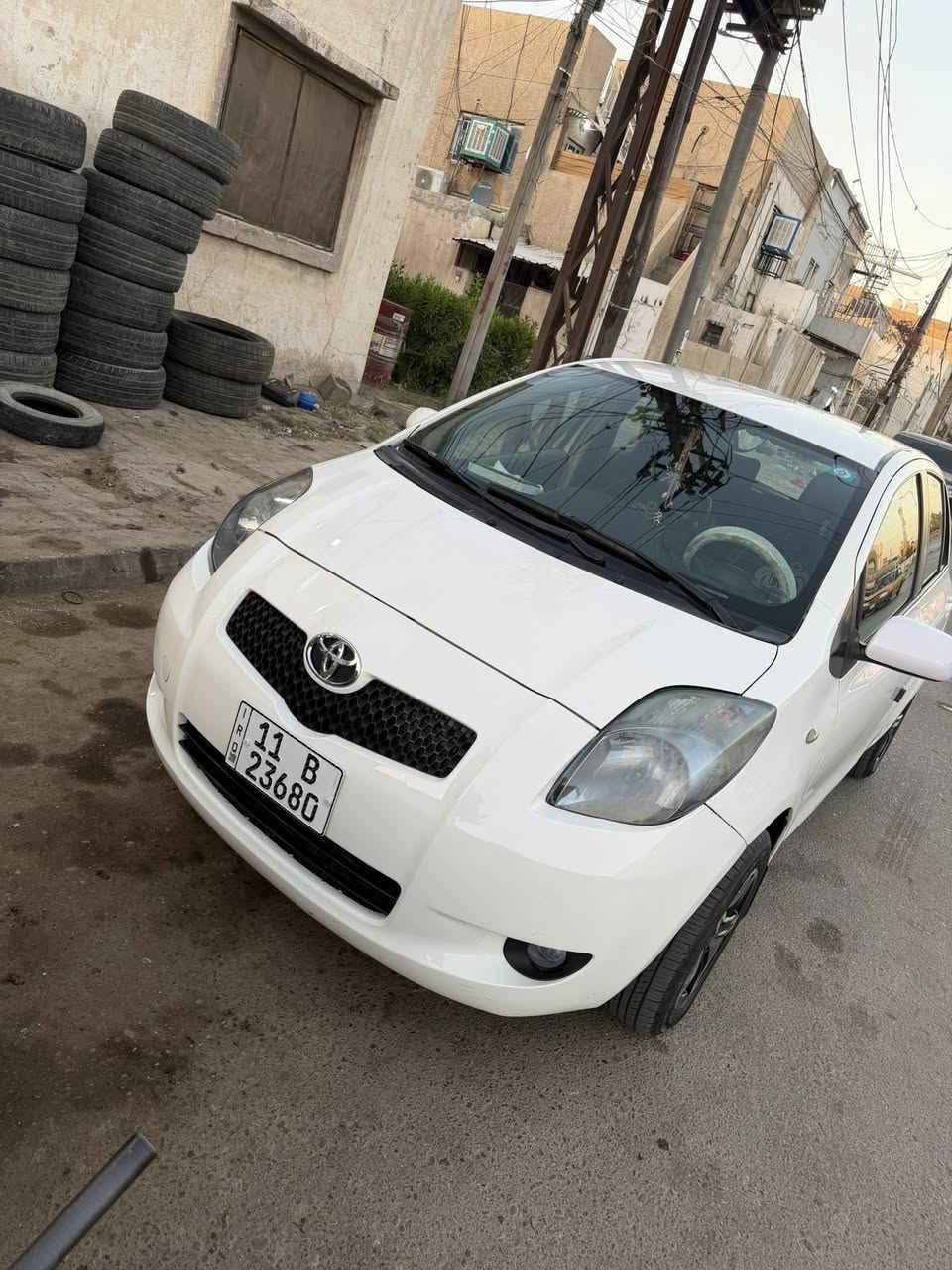 يارز 2006 مصبوغه حزام بدون ظربه سياره جهازه متصرف عليه فلس السعر 70 وبيه مجال مكان السياره بغداد 
***********
