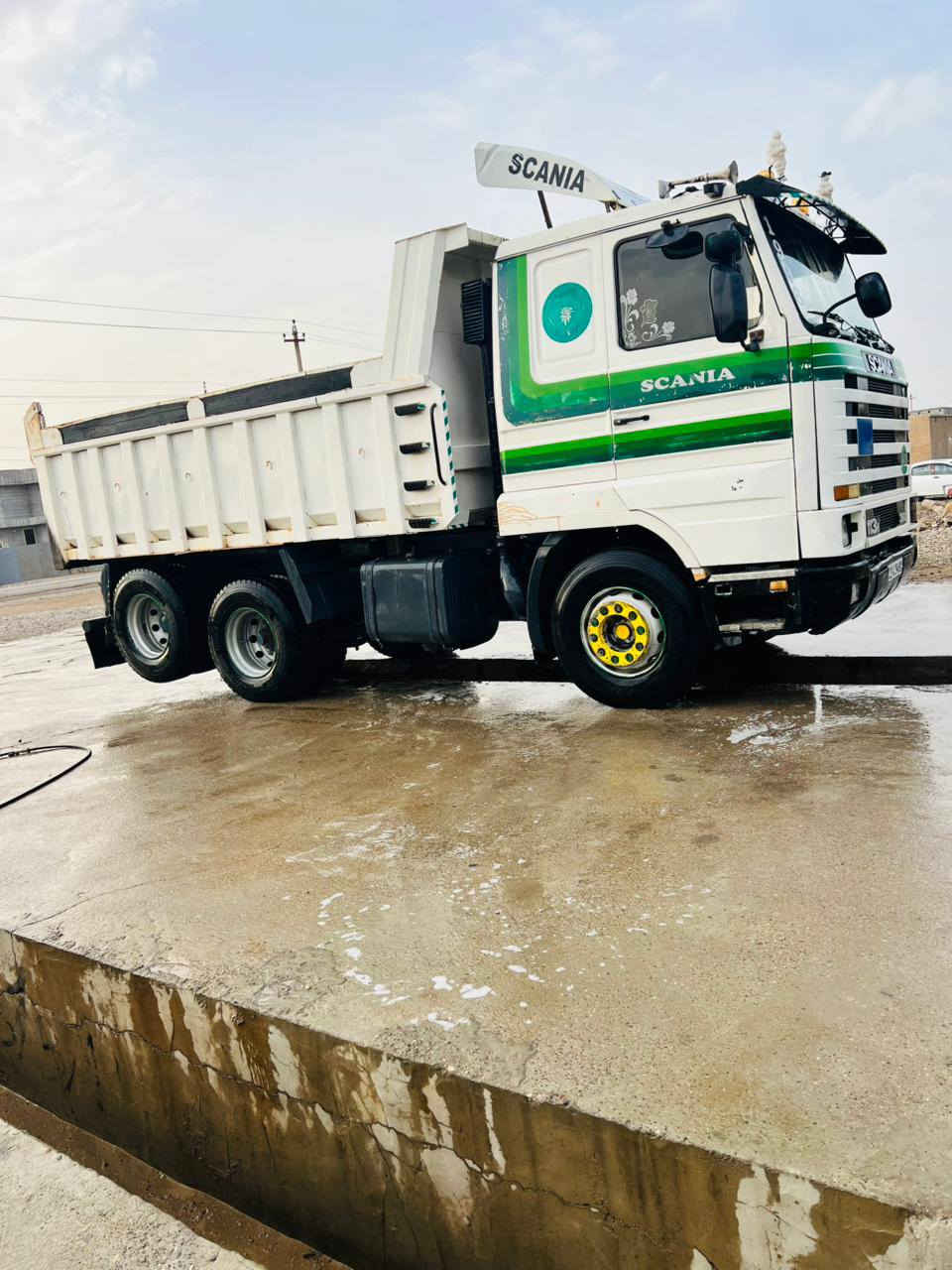 السلام عليكم اسكانيه لبيع
‏محرك 113 فحمي 

‏كير 3×3اكسن شرط 

‏سنكل عضله

‏رقم اربيل دولي 

‏العنوان الشرقاط الساحل الايسر 

‏السعر 225 وبيه مجال

‏‪***********‬
***********
