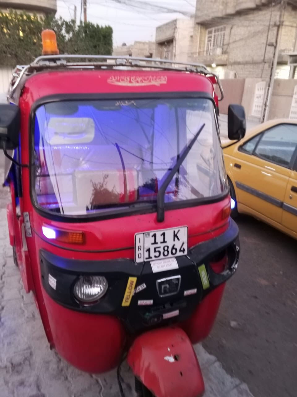 السلام عليكم  تكتك موديل 2018 رقم و سنويه تكتك مصبوغه و معمره جديد كير و مكينه و كهربائيات مكفوله شادله مكينه 20 مكاني بغداد حي اور رقمي *********** سعرهه 4750
