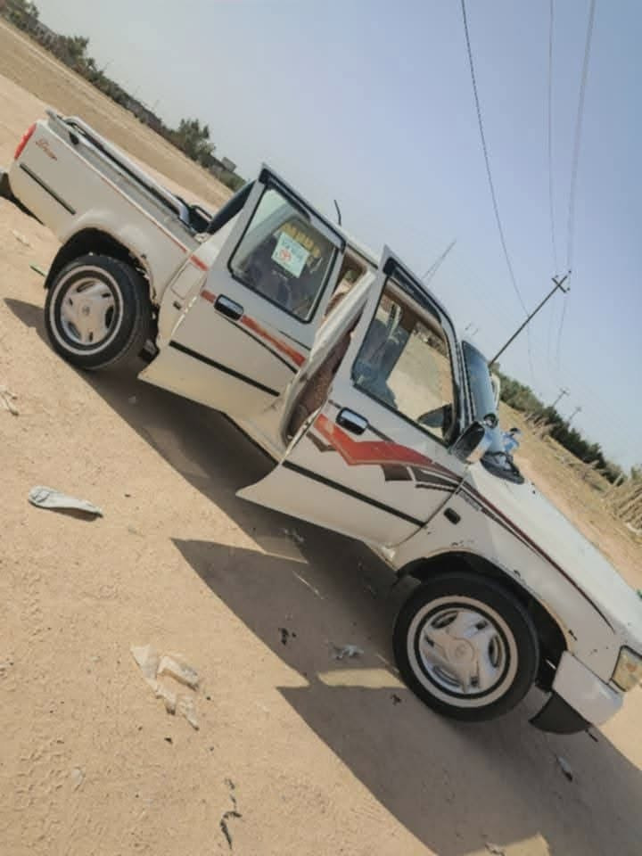 سلام عليكم سياره دير حلوه 2006
جاهزه من كلشي  رقم كربلاء
 حلوه عله وضع شريكه سعر 45
وبيه مجال
شراي ينتصل ***********.   مكلف بل نشر
