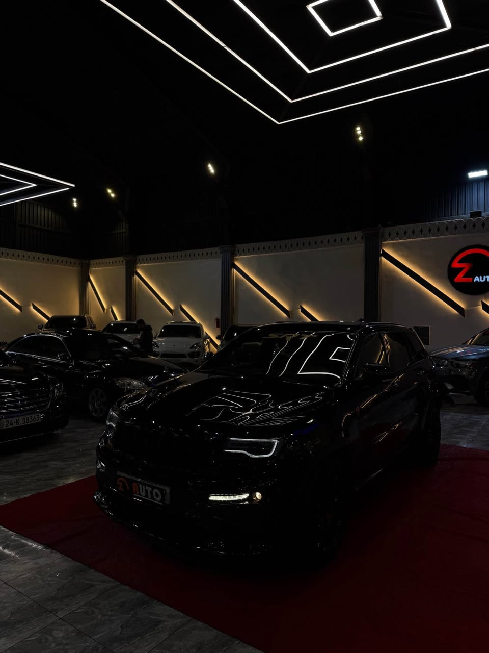 JEEP GRAND CHEROKE SRT 2016
سعر:209😱😱😱😱
معرک ٦.٤ طيارە 475 اعسان 🚀🚀
محرک-گير-اکسل شرط سونر
مواسفات فول فول ١/١
سيارە مزوج( هيدرس- شوتە-برمجە- سيستم اکزۆز بورلا اسلی)
فقط مابی پانۆراما باقی فول فول
سيارە کلين بدون عادث فقط ٣ قطعە کلير اماريکی بدون ارباگ بدون داخل
سعر:209 بيها مجال بسط
ماشی :٦٠.٠٠ الف
گير-معرک-کهارەبا-اکسل- کل شرت 
عنوان اربيل
*********** أربيل, العراق
