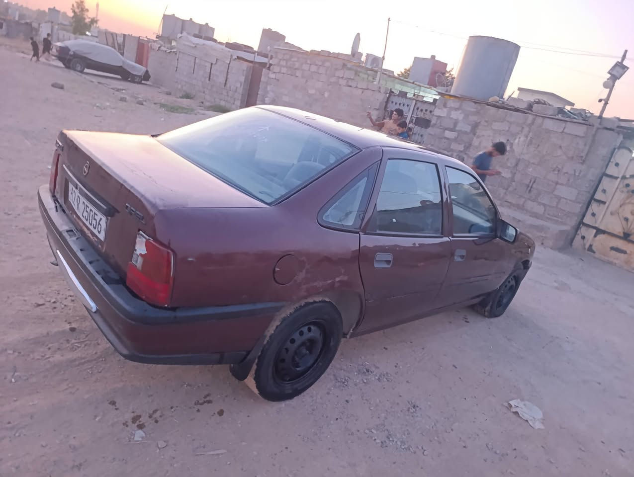 اوبل فكترا موديل 1990 لون ماروني حجم 20 كير محرك شرط صبغ عام جماليه بدون ضرر رقم جديد هزه جديده كابون ماستر كهربائية كيجات كلها شغاله يساره جاهزه شرط الوكاله والتحويل السعر 38 وبيها مجال بصيط 
 ***********
 ***********
