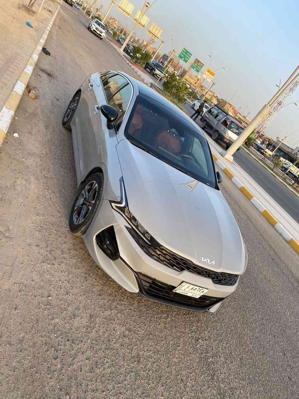 ‏K5 جيتي لاين 
‌‎موديل 2022 
‌‎مواصفات GT LlNE
رقم معوقين ذي قار وكاله عامه ومطلقه
‌‎اللون سمنتي
‌‎فول مواصفات بنوراما
‌‎بصمه
‌‎شحن هاتف لاسلكي 
اوتو هولد
‌‎قياده ذاتيه ؏ الخطوط السريعه
‌‎هاند بريك بصمه 
‌‎ سقف أسود بانوراما
 مثبت سرعه 
‌‎نضام ABS
‌‎مانع انزلاق
‌‎حساس أطارات 
‌‎بك لايت ليد
‌‎شاشة كبير 
‌‎كامره دواره
كشافات امامي
‌‎شاشه اعطال
‌‎ويل كروم لونين
‌‎رادار جانبيه
‌‎مراقبة النقطة العمياء
‌‎رادار الخطوط البيضاء 
‌‎اشاير بالمري 
‌‎كشنات جلد احمر
‌‎مقعد للسائق قابل للتعديل كهربائياً
‌‎لايتات ‏3 عدسات 
‌‎نضام قياده أيكو + سبورت +سمارت +نورمال
‌‎بلوتوث + aux + usb
‌‎فول تحكم ستيرن
‌‎كير أوتو + عادي
‌‎ئوتو بريك 
‌‌‏ ‏الخريطة
‌‎ستيرن حرف D  
‌‎Led +  زينون
السياره فول رادرات
‌‎التشغيل عن بعد‌‏
‌‎نظام الملاحة
‌‎مصابيح خلفية LED
مصابيح ضباب LED
لاسلكي Android Auto
حادثه قطعه وحده فقط سطحي ماواصل اي شي
‌مشتغلينه نضام عازل صوت للسياره كله ب 250دولار
ماشيه 25
السعر 180وبي مجال
 خط ***********
 واتساب***********
