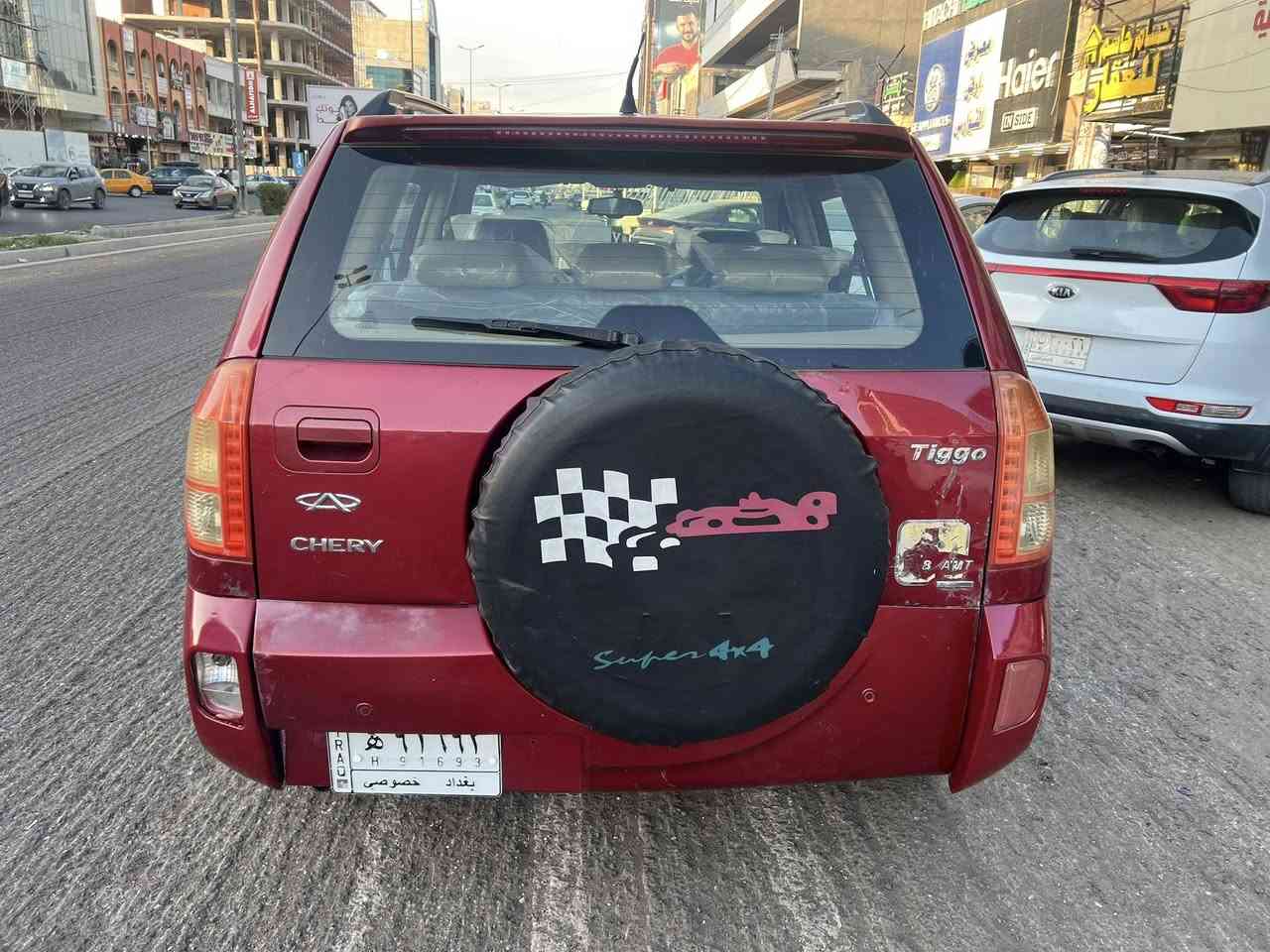 السلام عليكم تيكو موديل ٢٠١٣ للبيع اوامراوس السياره جاهزه كيرومكينه مكفولات صدر جديد تبريد ثلج السياره مكفوله من الضربه والصبغ ماعده جاملغ امامي بي صبغ السعر ٥٢ وبيها مجال مكان بغداد الحريه للاتصال ***********
