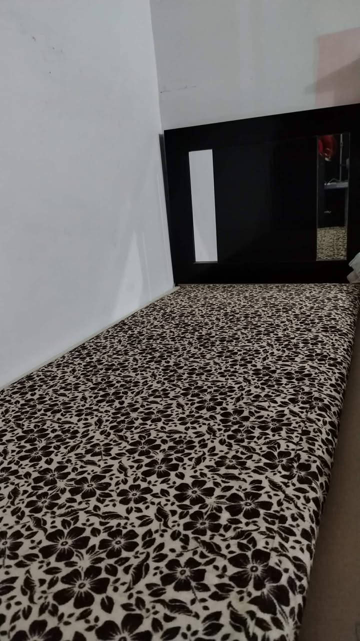 سيسه م يه ك نه فه رى زير مه خزه له كفرى 
سيسه م دوو نه فه رى زير مه خزه ن له كه لار
مزته واليت له كه لار


**إذا كنت صاحب هذا الإعلان وتريد حذفه لأي سبب، رجاءا أرسل رسالة إلى الدعم الفني**