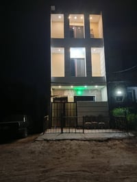 بيت 75متر 3طوابق 4غرف 2صحيات2مطابخ بيت ممبني جديد البيبان والشبابيك ال...