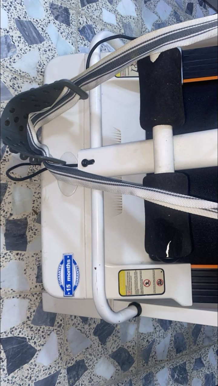 السلام عليكم 
جهاز رياضي للبيع كلش نضيف للأستفسار عـ خاص


**إذا كنت صاحب هذا الإعلان وتريد حذفه لأي سبب، رجاءا أرسل رسالة إلى الدعم الفني**