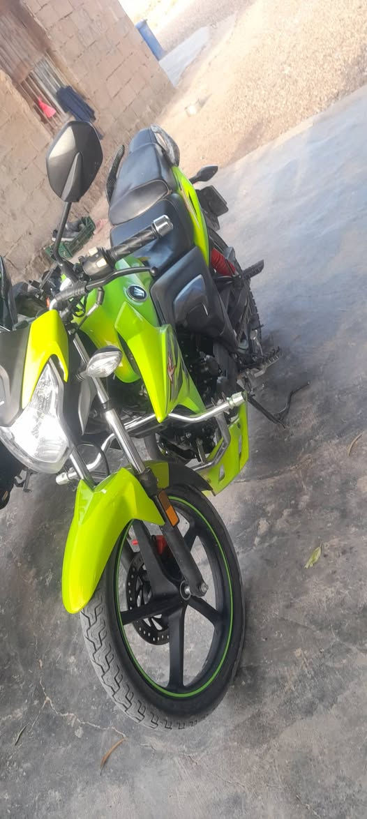 سلام عليكم هاوجي للبيع مسجل وكامل موديل 23نضيف حيل دراجة ماشالله نضيف حيل سعر ١٨ونص وبي مجال ***********
