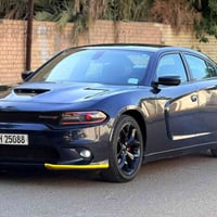 جارجر 2019 SXT مواصفاتها معروفه وارد كندي داخله كلين بيها بنيد محدث وج...