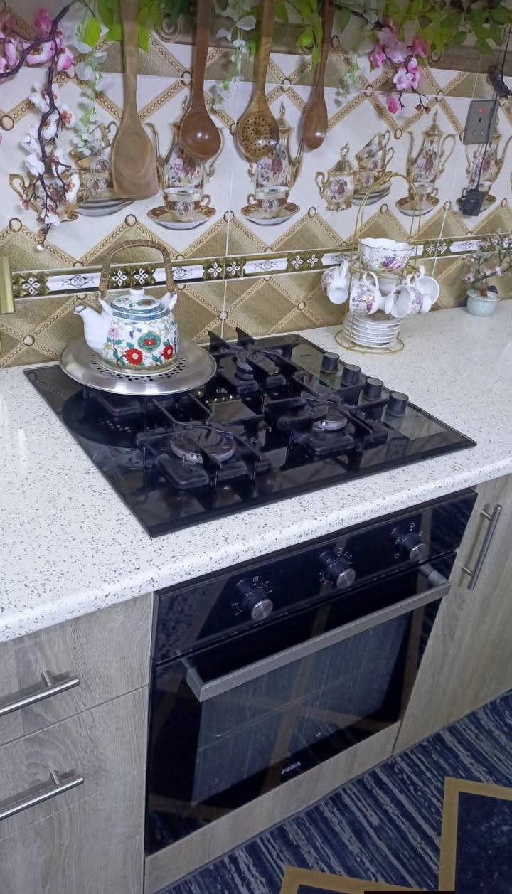 غراض مستعجله ع بيعتهم لغرض السفر
كاونتر مع اجهزه إيطاليه جدآ نظيف مليون وبي مجال كلف 3 
سبلت جنرال 2 طن جديد ب 350
مبرده مستخدمه موسم فقط ب 200
كراسي 4 قطع خشب زان ثقيل ب 120
للأستفسار واتساب ممتواجده عالفيس
*********** مكاني تاجيات
