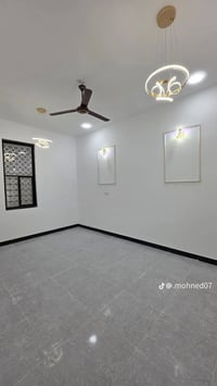 ديوانية القادسية • ١٠٠م • بناء حديث