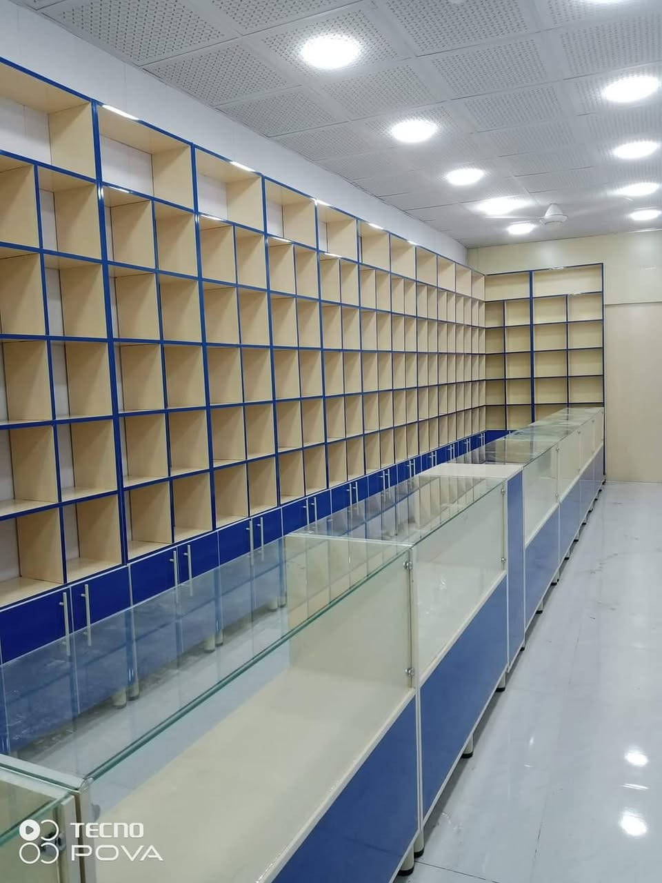 تجهيز فاترينات حسب الطلب
تركي درجة اولى ضمان العمل جودة المنشئ
عمل كافة الفاترينات
اسواق/صيدليات/كوزمتك/موبايلات/ملابس
معمل الحسناوي للmdf والhdf
الصوب الثاني مقابل البلدية
***********
