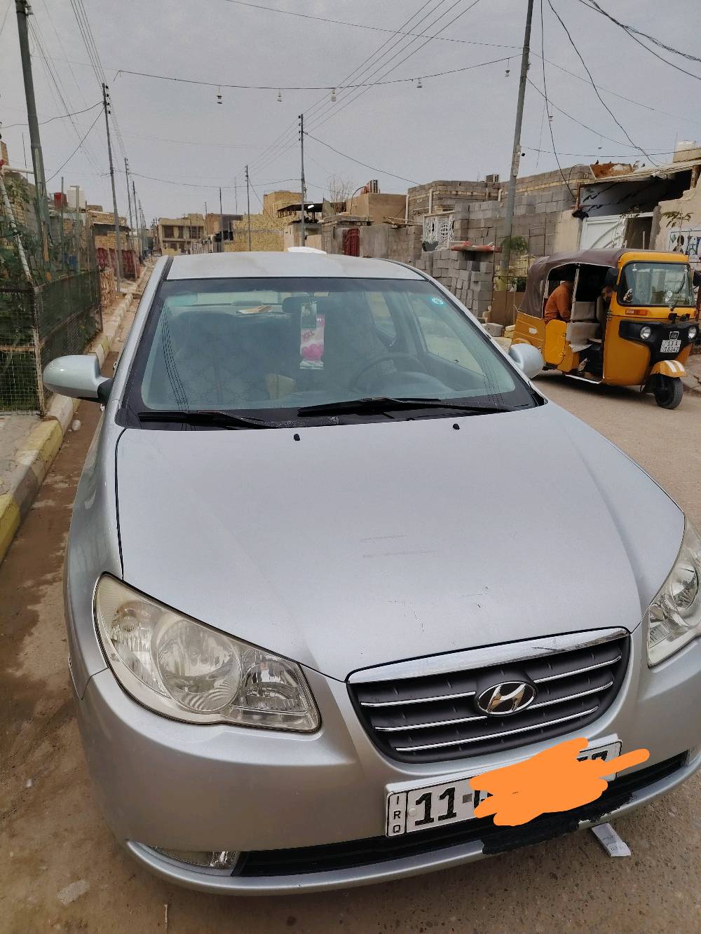 سيارة النترا ايفانتي  2007 سياره حلوه بيها بجم جاملغين وبنيد أضرار من خارج  رقم بغداد سياره بل العمارة سنويه 2029 