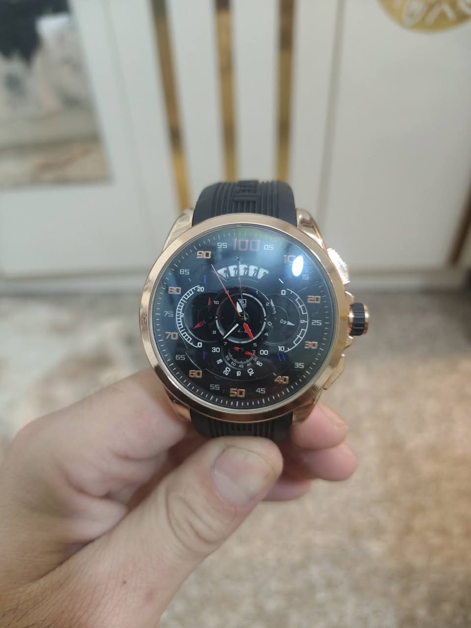 للبيع ساعه ريكو كوارتز 
تاغ هوير مستعمل فقط الضرر فطر بالجامه ماماثر


**إذا كنت صاحب هذا الإعلان وتريد حذفه لأي سبب، رجاءا أرسل رسالة إلى الدعم الفني**