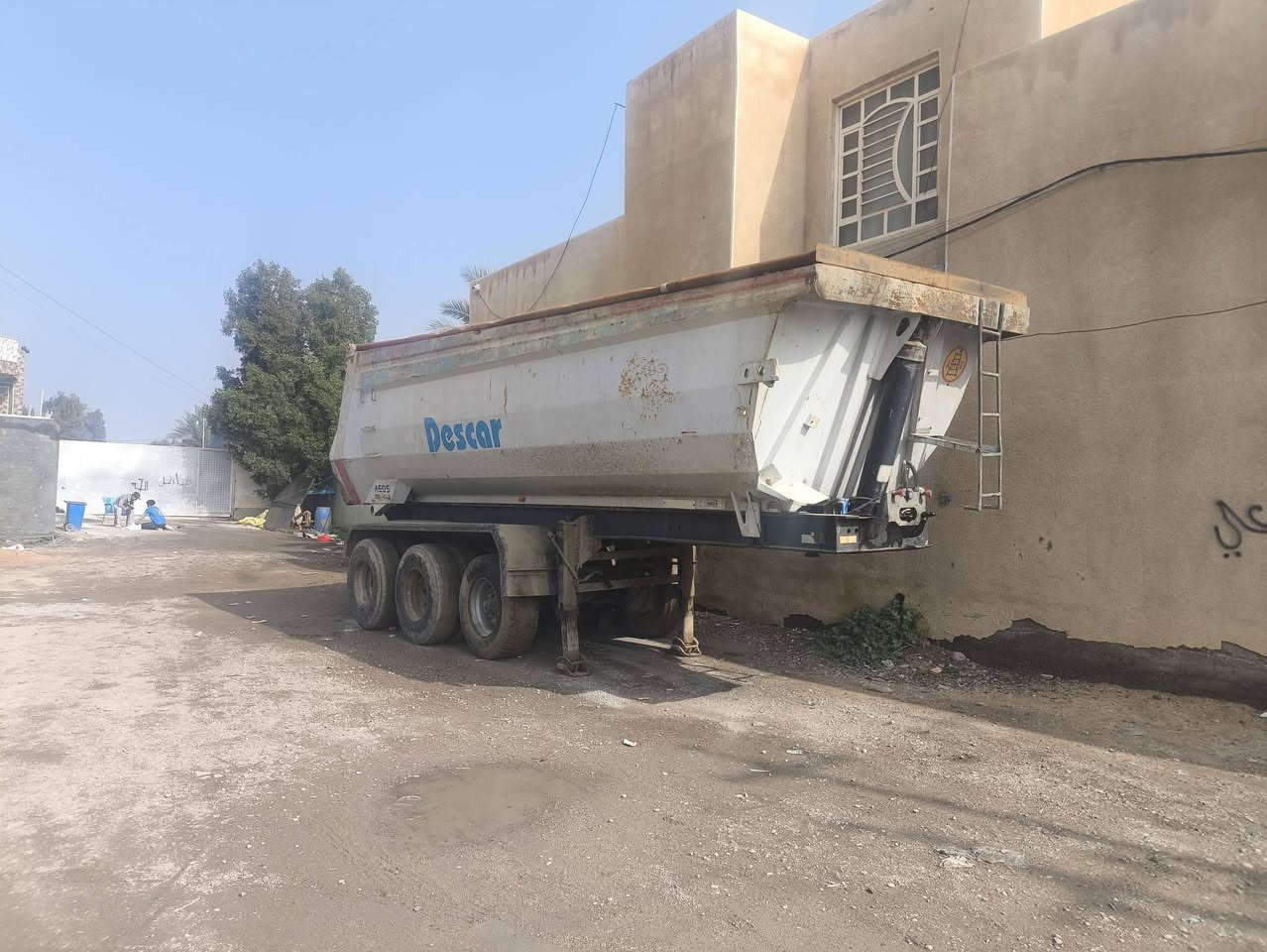 السلام عليكم عربانه حوضيه ذرعه 30متر مكانه بغداد ***********
