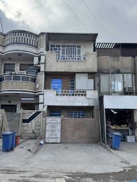 ➖دار زنجيل قديم ينسكن بسعر الارض للبيع في شارع فلسطين  :-   ▪️المساحة ...