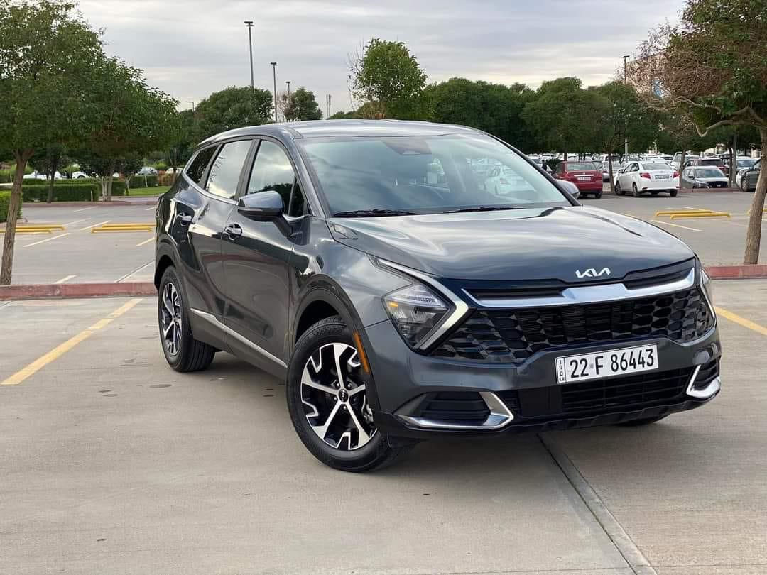 سبورتج 2023 امريكي 
رقم أربيل تحويل مباشر 
محرك 2500
ماشيه 46
لون بحري
فول ما عدا البانوراما
بصمه وتشغيل عن بعد 
ليد امامي وخلفي
نظام ترحيب عند الاقتراب
ويل كب قياس 18 انج
كشنات جلد
تدفئة بالكشنات
كرسي السائق كهرباء
مثبت سرعة
عدم الخروج من المسار
اوامر صوتية
حساسات 
مانع انزلاق
مساعدة النزول من المنحدرات
اوتو هولد
اوتو ستوب
كاميرات خلفية دوارة
رادارت
مانع تصادم
سايد بريك كهرباء
3 انظمة قيادة سمارت وسبورت ونورمل
شاحن واير ليس
شاشة كبيرة كار بلي
قطعتين تبريد 
حادث السياره جاملغ وبنيد  
ايرباك ستيرن وبرده 
صور حادث وسونار منزله
مكان السياره بغداد حي الجامعه 
السعر 183 وبيه مجال 
☎️ ***********
