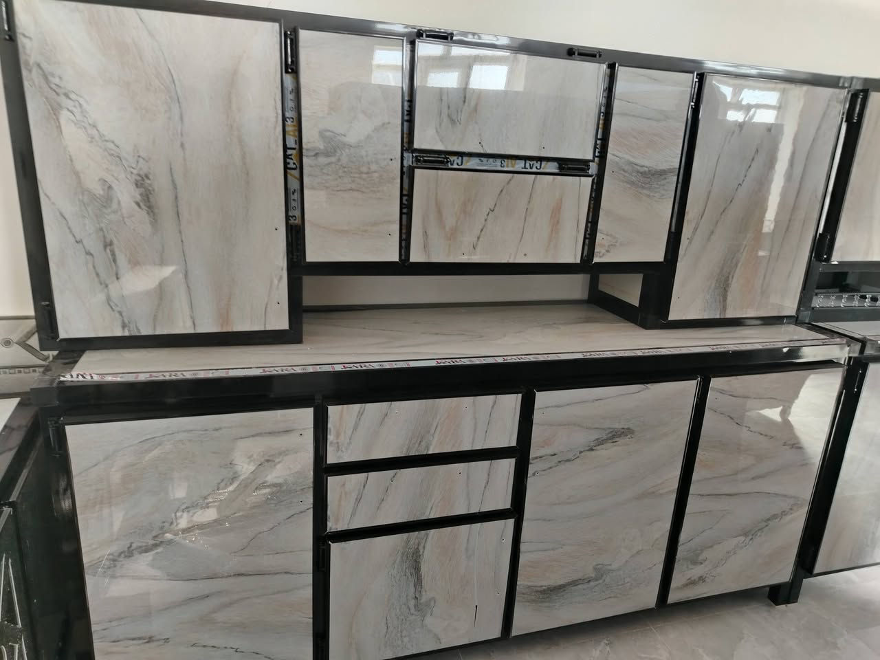 وصول وجبه كاونترات جديده بأسعار مناسبه الاستفسار الاتصال على الرقم ***********
