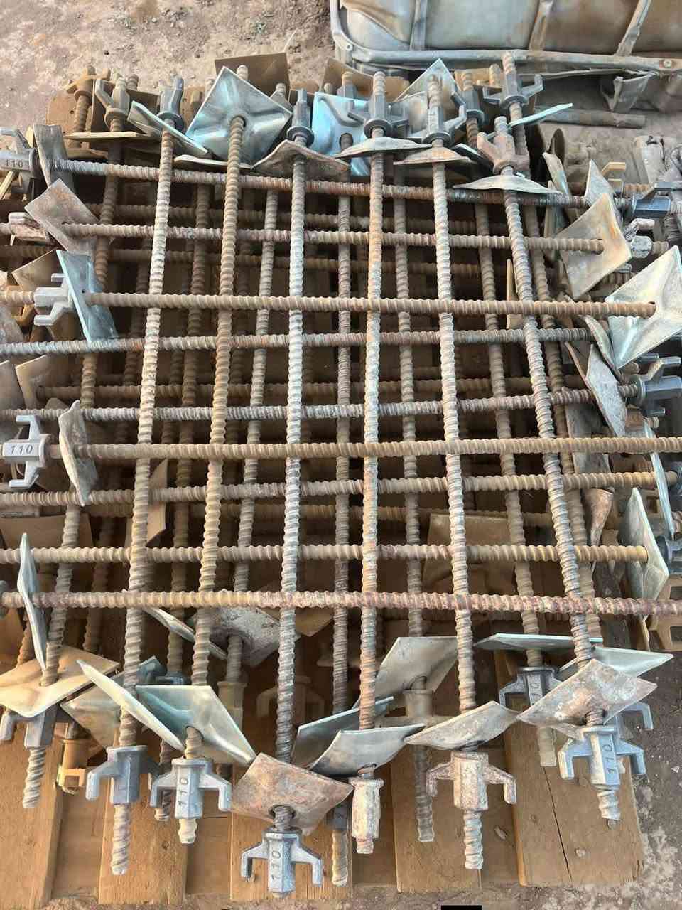 سكلة أبو روان🔥للبيع والشراء ايجار 🔥
انواع جكات واسكلات.فخات.قالب.دنك +لوح سير بلاويد 
 جديد ومستعمل العنوان أربيل وبغداد 
 توصيل جميع محافظات 
*********** واتساب
***********
