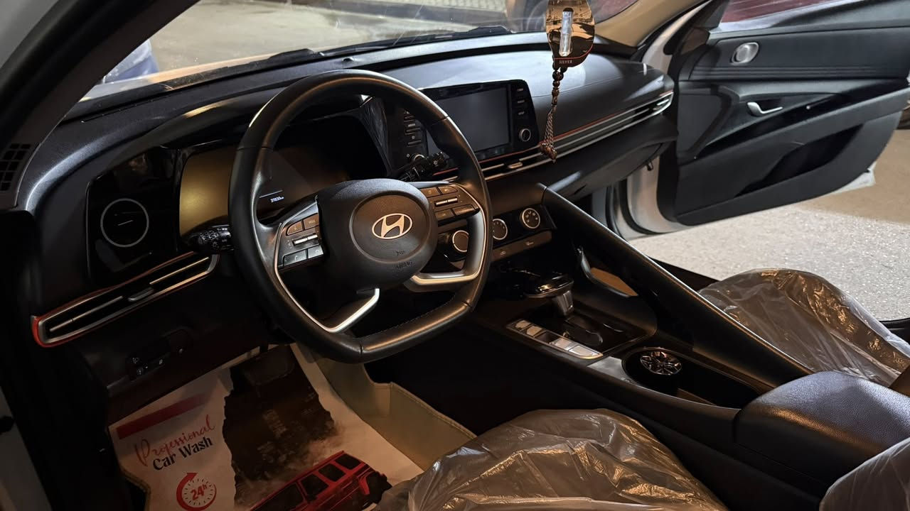 النترا تجميع صين١٥٠٠ تيربو موديل ٢٠٢٤ مكفولة كفالة عامة وبيها ملاحظات بسيطة رقم اربيل شرط تحويل ماشية ٣٦ الف قطعتين تبريد وفول مواصفات ***********سعر ١٣٧ ورقة وبيها مجال بسيط
