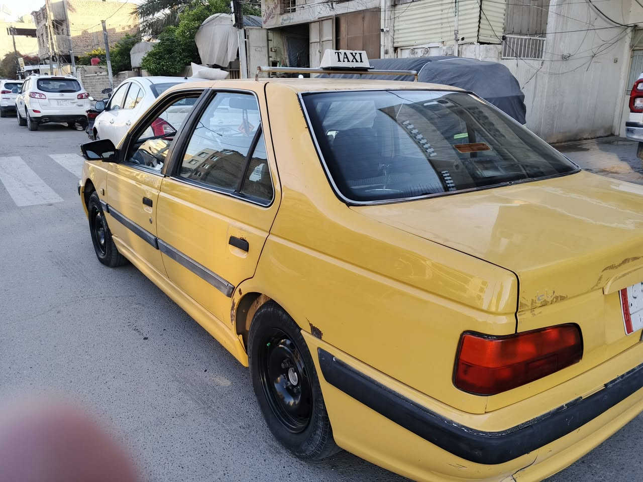 السلام عليكم بيجو بارص موديل 15 السعر 43 وبيهه مجال للتواصل اتصل بالرقم ***********
