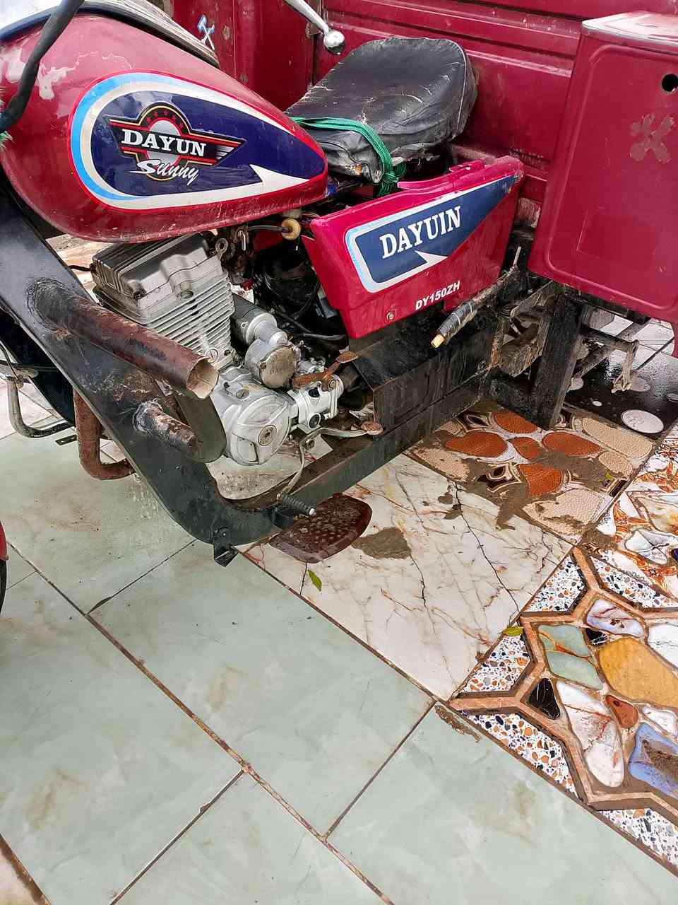 ستوته للبيع اوراق كامله محرك نضيف
موديل 18 كامله عوزها ترتيب بسيط 
***********
ملاحظة الخاص واتساب مفتوح تكدر تواصل معي
