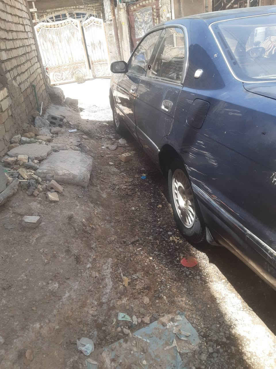 السلام عليكم بطه للبيع موديل ٩٣ السياره جاهزه رقم بابل  مكفوله كفاله عامه مكينه وكير خير من الله تحويل ثاني يوم تبريدكامل السعر ٦٠ وبيهامجال وهذا رقم*********** المكان بابل المسيب

