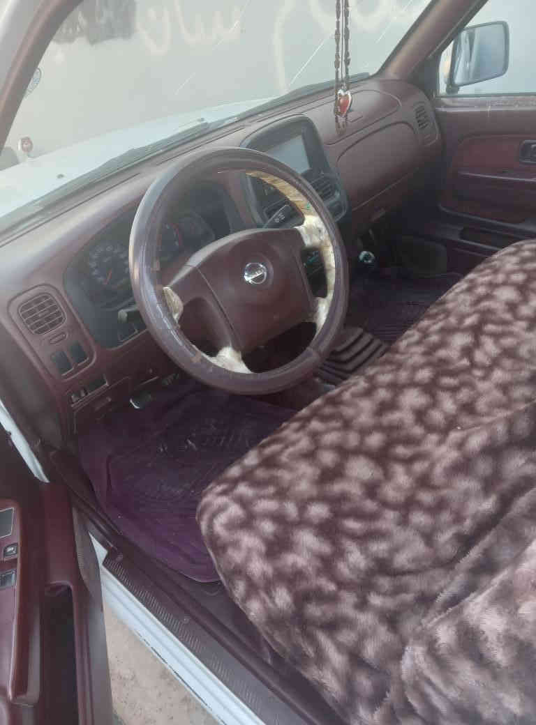 بيكب نيسان 
مؤديل٢٠٠٨
١٦٠٠٠٠كم رؤيشتة
لةزكةى بيلاديةوسبيرى دانةبةزية
سبوغى نية كةميك تعديلى هةية
زينكةوريوبانى سةنةوى تا٢٠٢٨
مةكينةى نةكرايتةوة
بةناوى خؤمة
رقم هةولير
*********** أربيل, العراق
