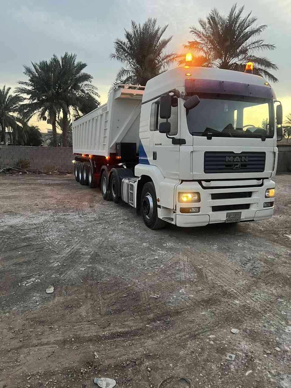 مان موديل ٢٠٠٤ بم ونوزل مكينه٤٦٠ گير اوتماتيك مربوطة قلاب ٤ دنگير رقم سنوية هزه جديد سليمانية للاستفسار ***********
