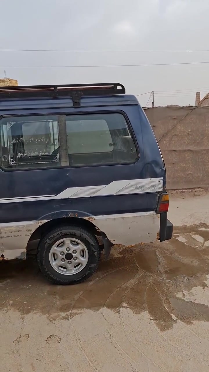 سلام عليكم كيا بستا
مكينة ٣٠٠٠ بريجو السيارة جاهزة ماعوزها شي 

رقمها الماني سنويتها موجوده ساقطة 

السعر ٢٢ اسلمك سياره برميل واربع تواير مالي علاقه بالتحويل 

المكان ناصرية مركز 

اتصال ***********
