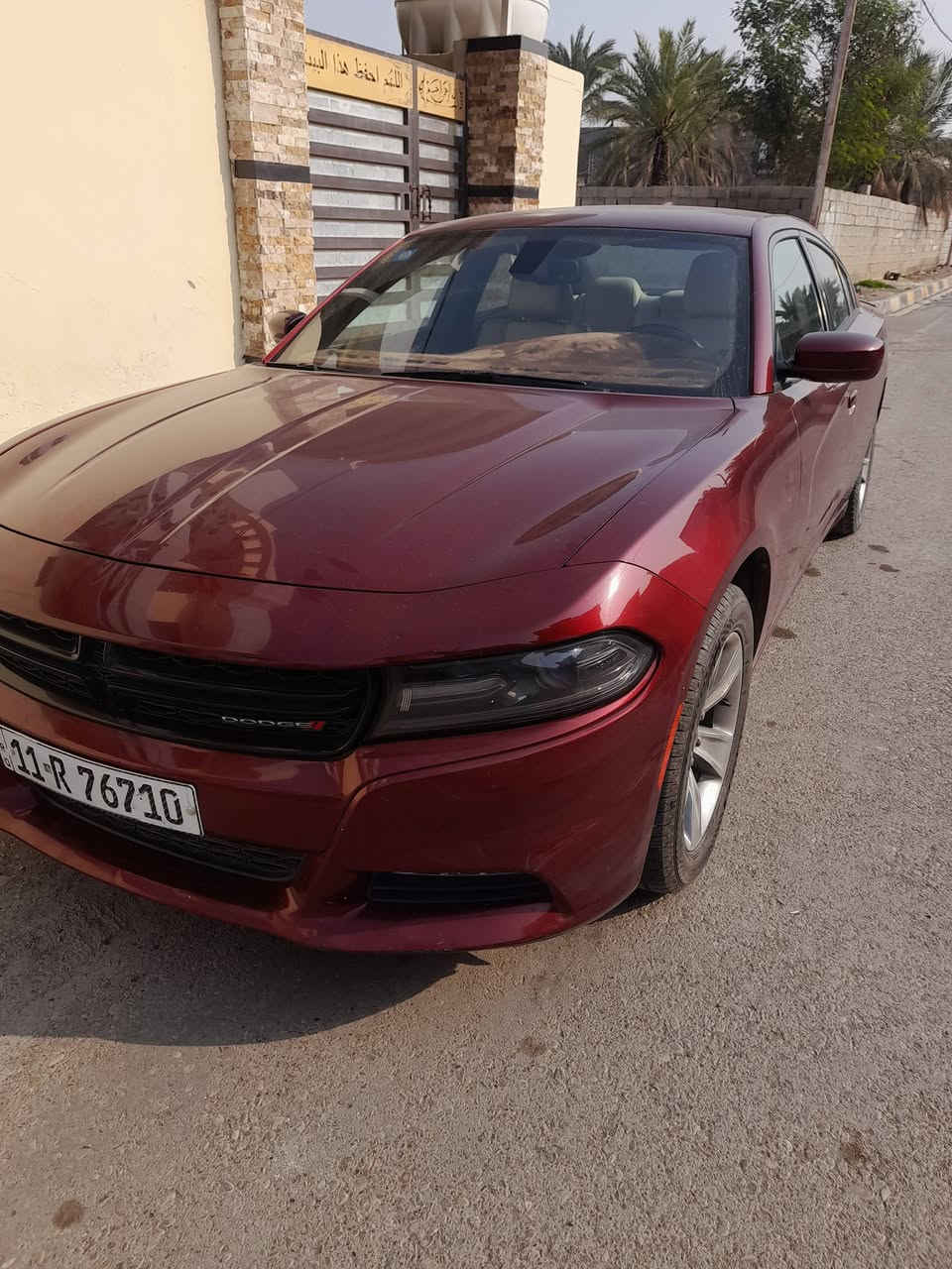 السلام عليكم
دودج جارجر فئه sxt بدون فتحه موديل 2018 مكينه 3600 
تبريد قطعتين أمامي خلفي 
بصمه ترحيب وتشغيل عن بعد
منافذ USB + شاشه كبيره
وارد كندي الضرر موضح بالصوره جاملغ فقط بدون ايرباكات السونار موجود ماشي ١٨٠ الف كيلو للإستفسار *********** مكان بغداد
