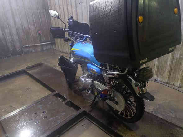 سلام عليكم دراجه إيراني للبيع 
موديل 24بنهايته كامله منقصه أي شي
سعر 750وبيه مجال عنوان جزيرة بغداد السياحية
***********
