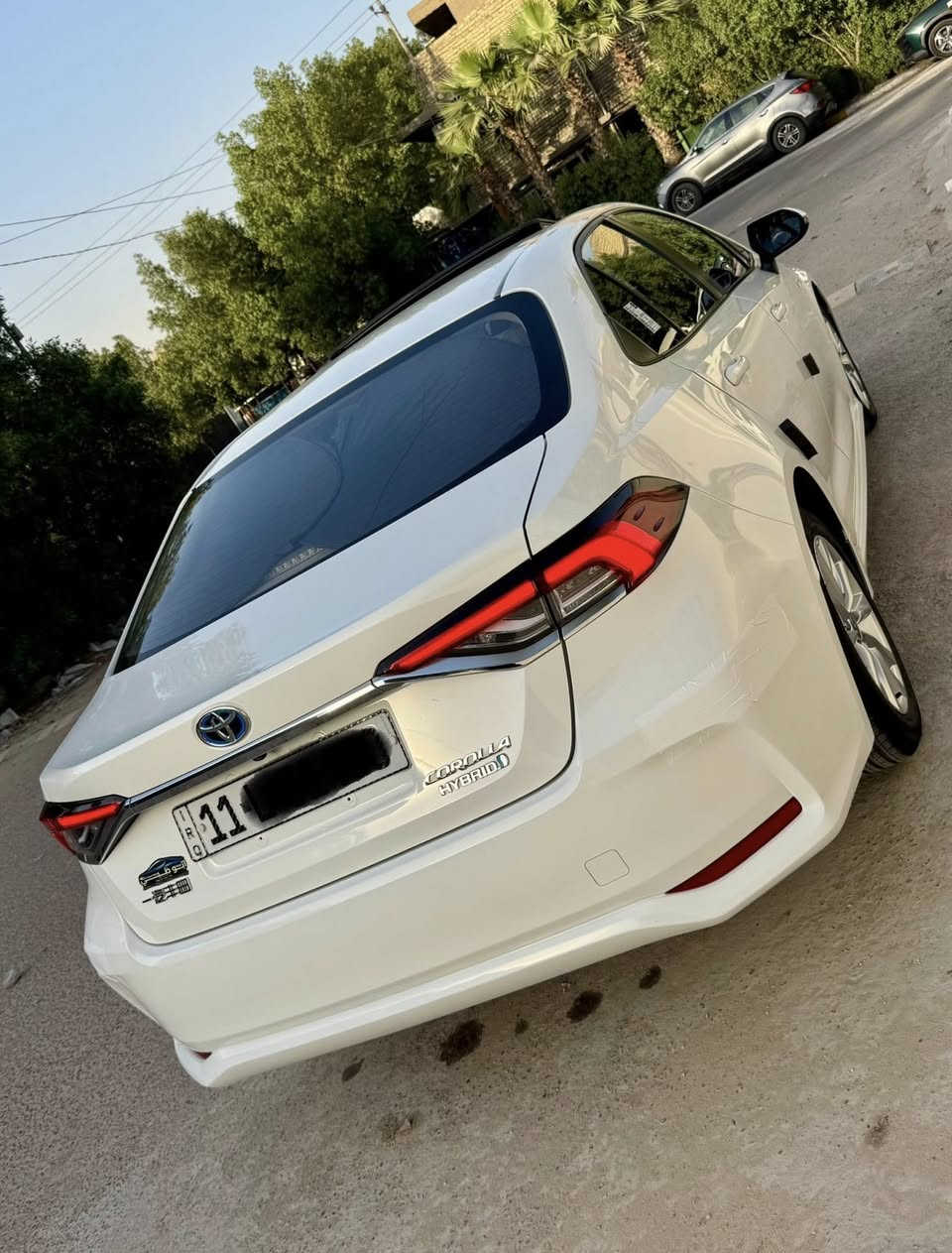 كورلا هايبرد 2023 شكل خليجي كفالة عامة
ماشية 21 الف علامة الزركة 💙 باب الاول 
اجدد كورلا موديل 2023 بلعراق
رقم بغداد بسمي 
مواصفات فول داخل  احمر♥️ 
السعر 144 بيها مجال حك جيتك  
مكاني بغداد
***********/***********
