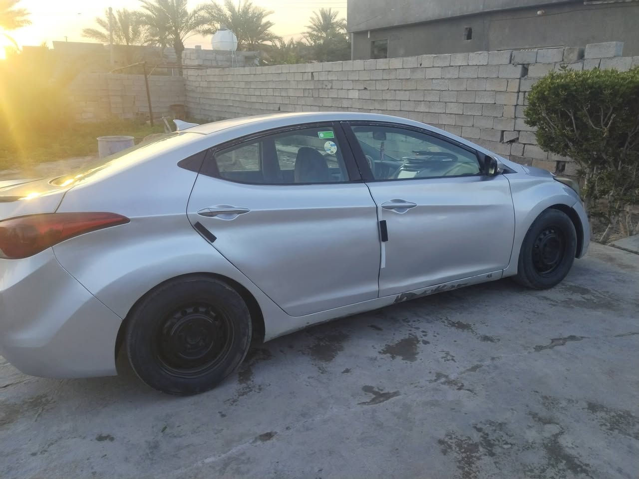 السلام عليكم عندي النتره موديل ٢٠١٢ وارد أمريكي صبغ حزام بدون ضربه قوية ارقام وسنويه وهزه كله جديد سياره بسمي مكاني ديالى اطراف بغداد ترهم #مراوس حسب القناعة بسياره عاليه وترهم بيع حسب القناعة والاتفاق لون سلفري جاهزه وكاملة محرك قبل ١٠ ايام فتحته الله شاهد عليه نفضته نفض ما خليت بي كلشي كير جديد ما مفتوح ***********
