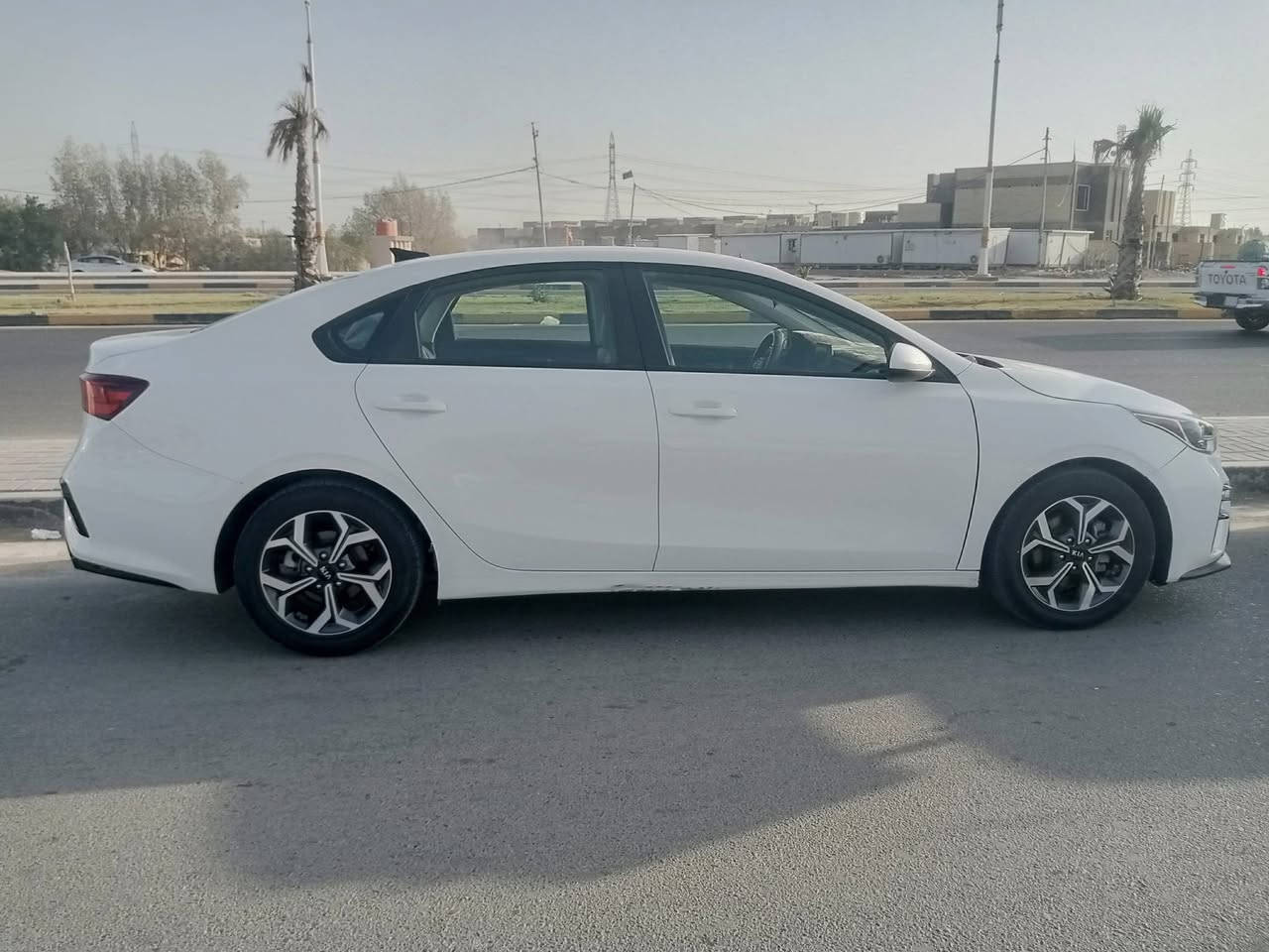 فورتي 20 معوقين باقي سنه ويخلص الحجز ضرر بنيد وبارد جاملغ امامي گير ايتي السعر 130 وبيها مجال  التواصل على هذا الرقم ***********
