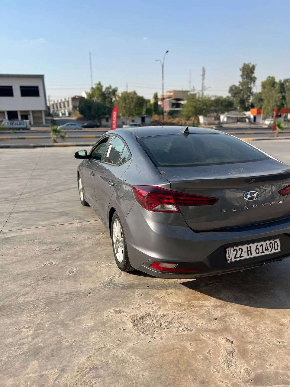 انترا 2020 مواصفات نص فول 
❌كشنات تدفئه
❌ستيرن تدفئه
❌رادار جانبي
❌3 انضمة قيادة
❌منضومة غاز
❌ضرر 6 قطع صبغ بدون شواصي داخل خفيف 
❌رقم جديد اربيل
❌سعر مناسب 97 
استفسار***********
***********
