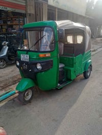 تكتك واحد وعشرين نظيفه بكان جديده،07700192083