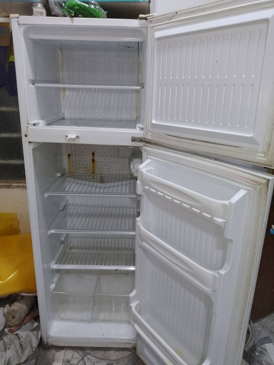 ثلاجه  نضيفه
الماطور يشتغل بس ماتبرد شنو الخلل ماعرف

ب60وبيه مجال 

كربلاء الحولي


**إذا كنت صاحب هذا الإعلان وتريد حذفه لأي سبب، رجاءا أرسل رسالة إلى الدعم الفني**